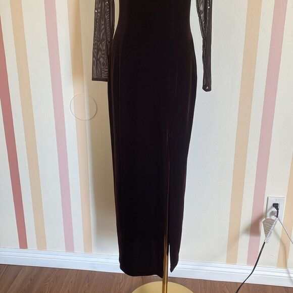 Vintage Tadashi Chocolate Brown Velvet Embellished Gown Size Medium - Picture 4 of 15